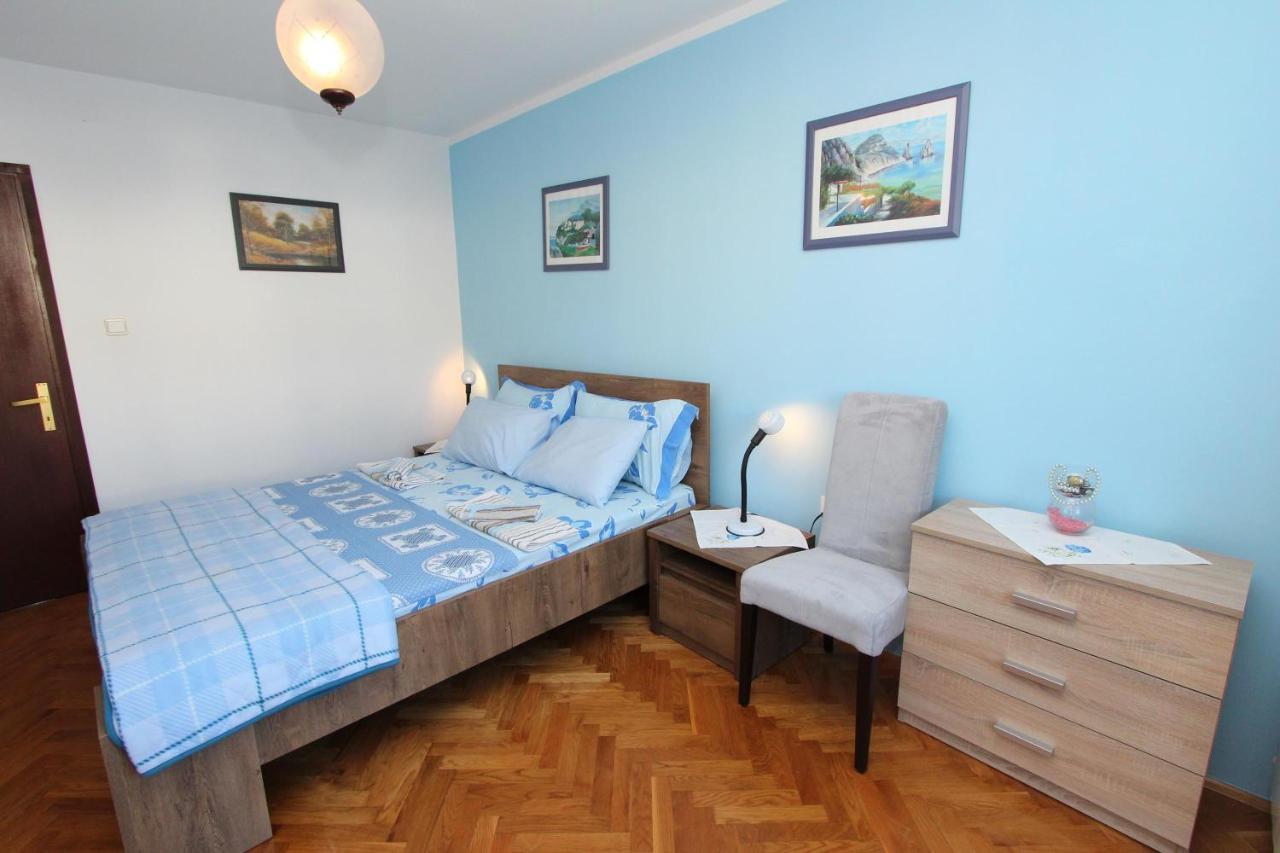 Apartments Natali ロヴィニ エクステリア 写真