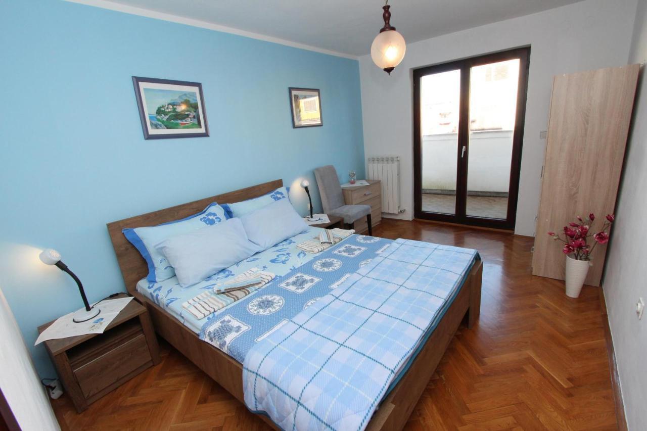 Apartments Natali ロヴィニ エクステリア 写真